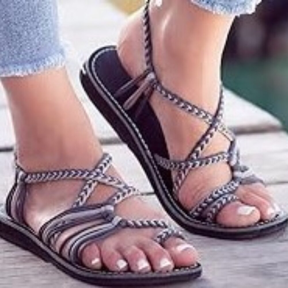 PLAKA Flat Hand Woven Sandals Size 7 Gray/Brazilian Sand Two Tone